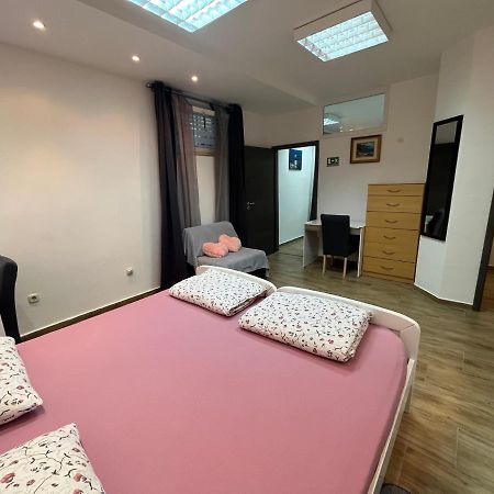 Buono Apartment Zadar Bagian luar foto