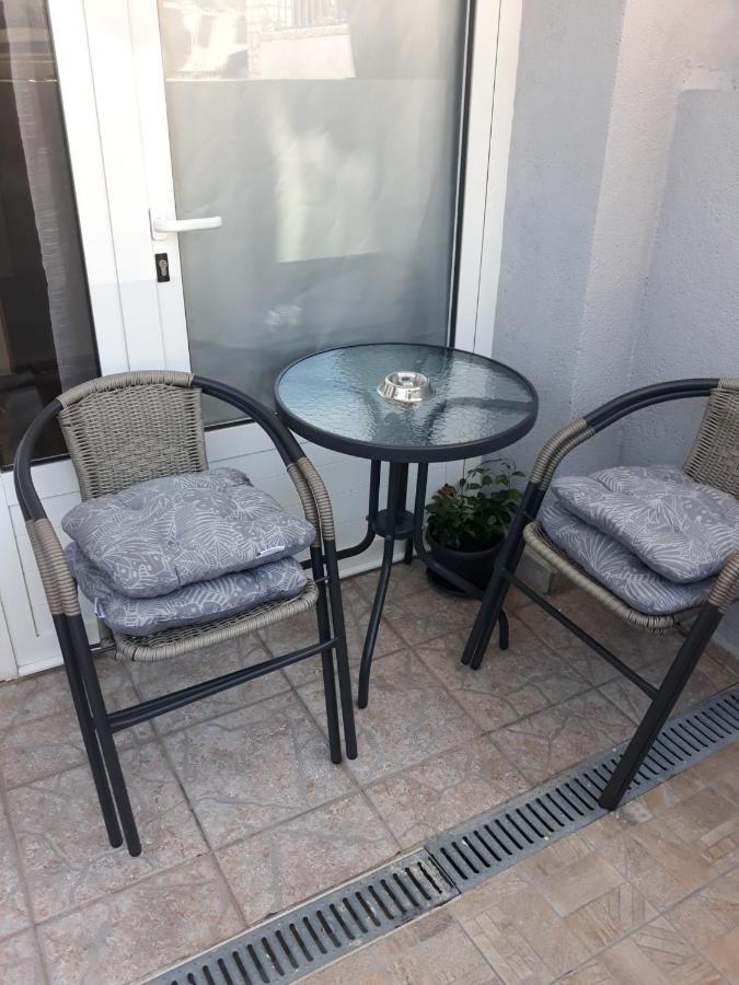 Buono Apartment Zadar Bagian luar foto