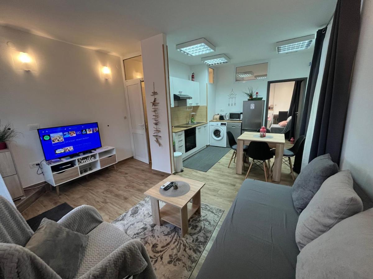 Buono Apartment Zadar Bagian luar foto